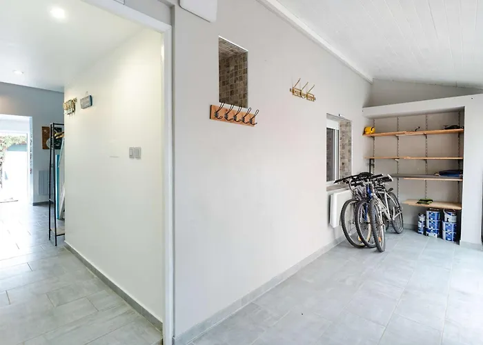 Villa Pavillon Climatise 6 Pers. Avec Parking & Velos A Gruissan - Fr-1-409-290